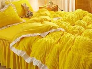 包含床上黄色的词条