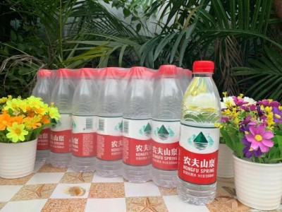 矿泉水能养鱼吗（农夫山泉矿泉水能养鱼吗）