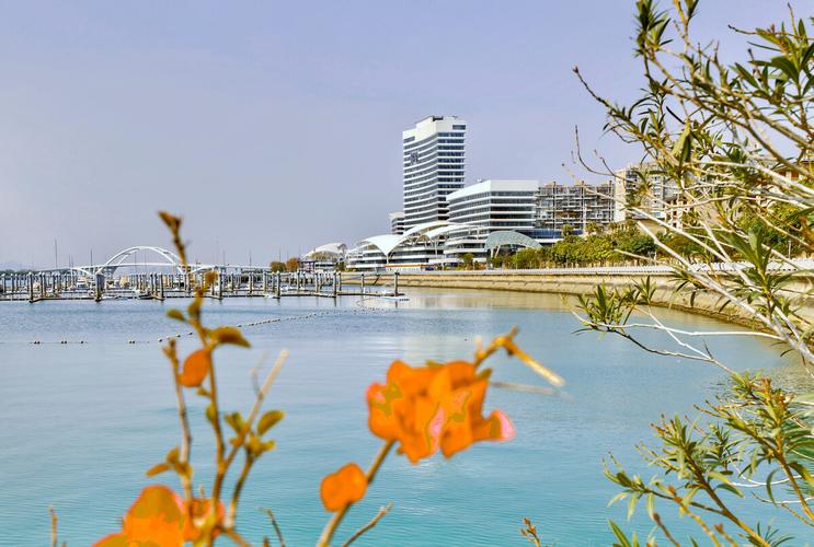 海上花园（海上花园是哪个城市）