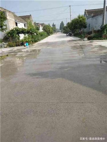 水泥路面（水泥路面多少钱一平米）