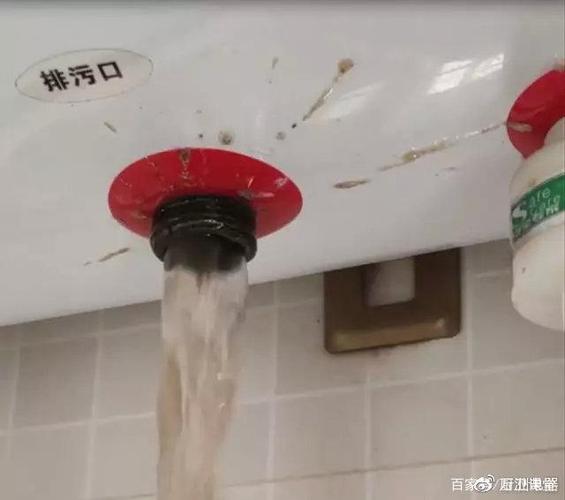 电热水器怎么清洗（电热水器怎么清洗水垢）