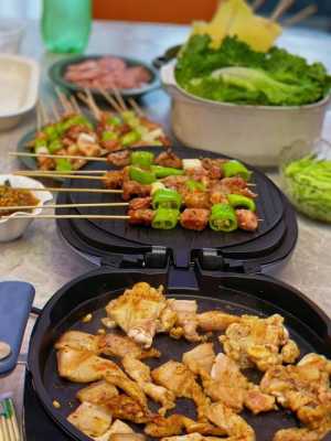 电饼铛烤肉（电饼铛烤肉需要铺吸油纸吗）